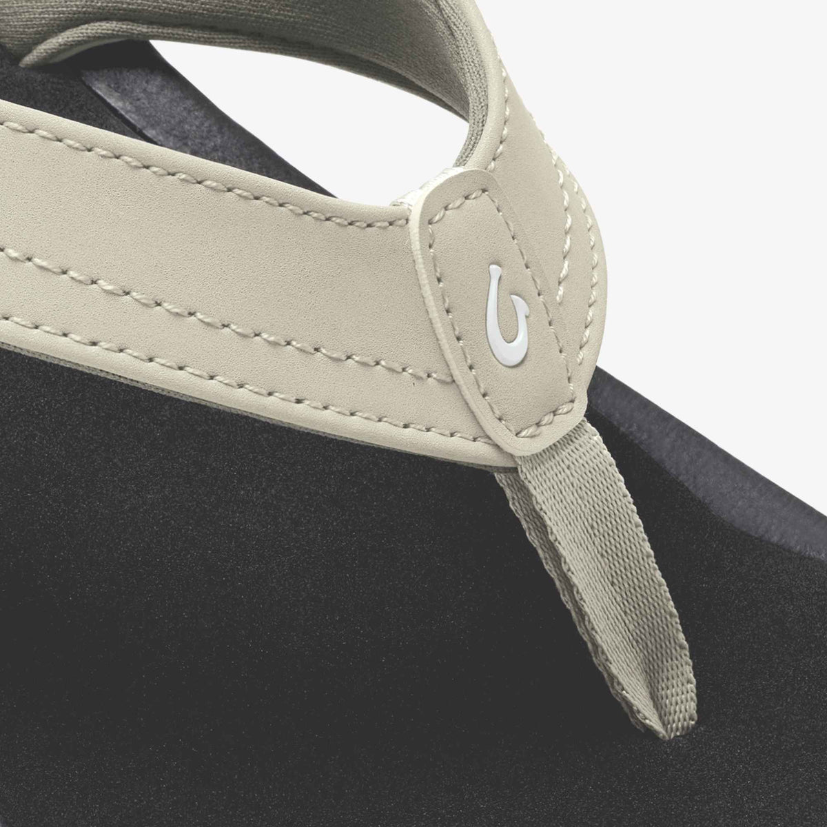 ‘Ohana  –  Ecru / Black