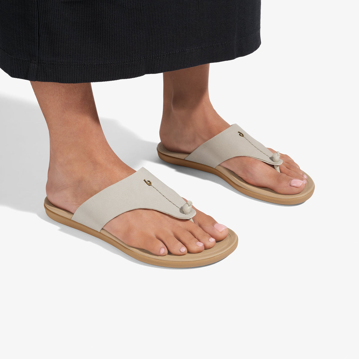 Ho’ōpio Mele  –  Tapa / Warm Sand