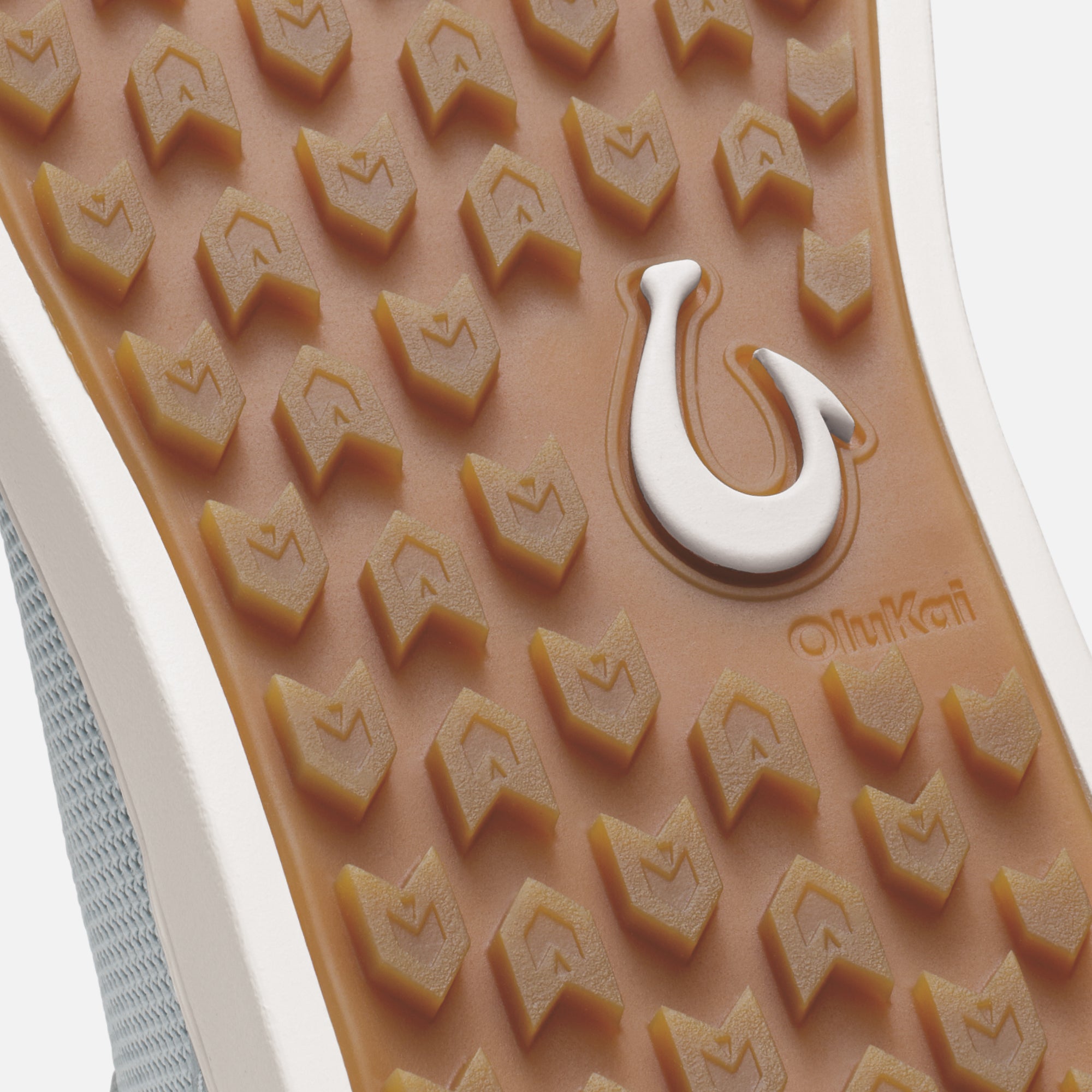 Kiahuna  –  Cloud Grey / Tan