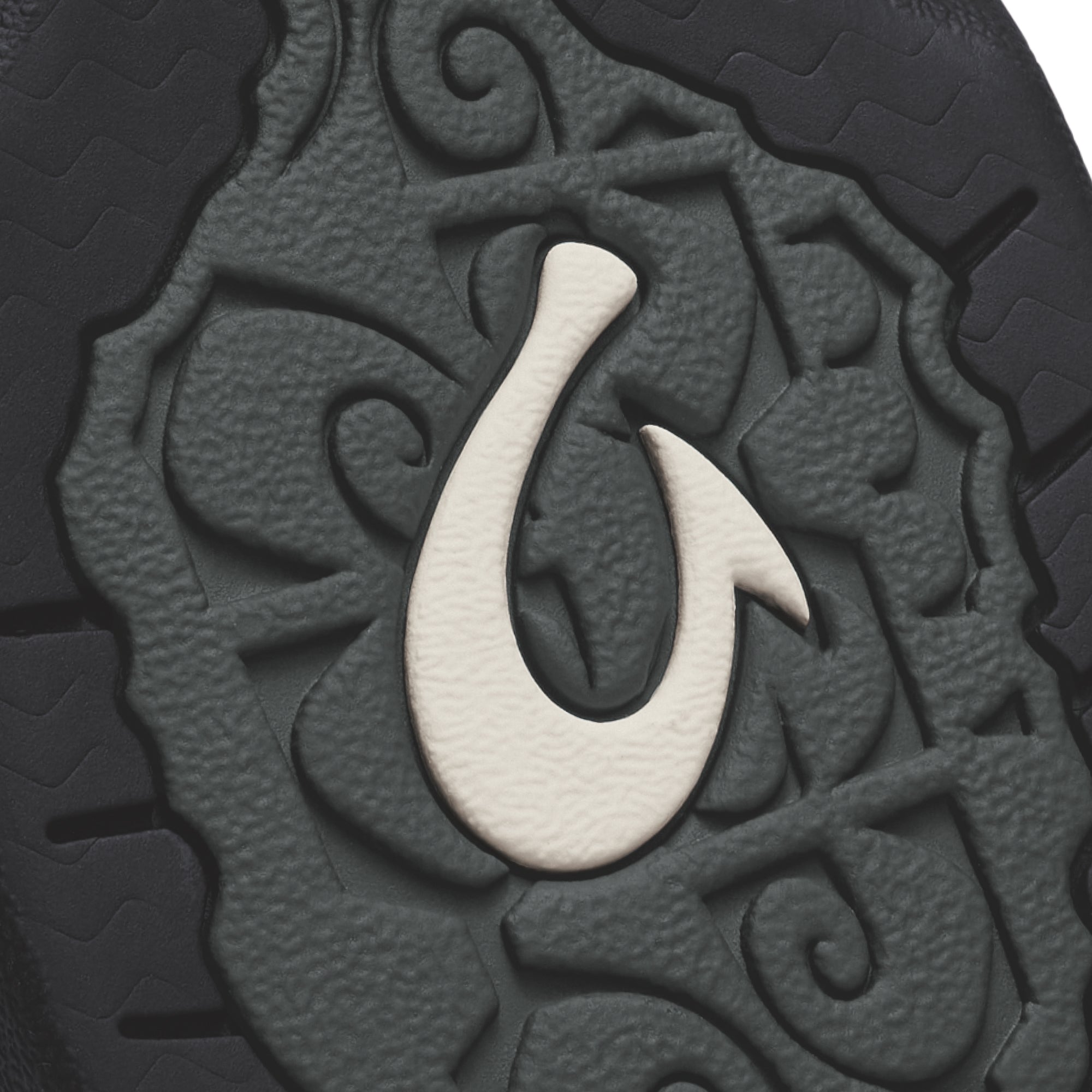 ʻOhana Lahi  –  Black / Black